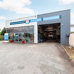 Photo n°2 de Garage des Rochelles - Bosch Car Service à Les Garennes sur Loire (Vendeur de voitures d'occasion)
