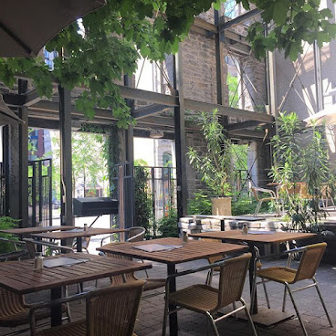 Boris Bistro by null