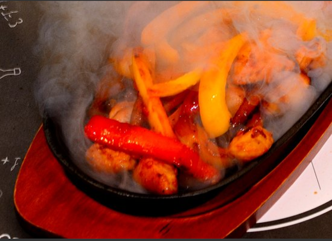 Πλατεία Μονοπωλίου, Άρτα