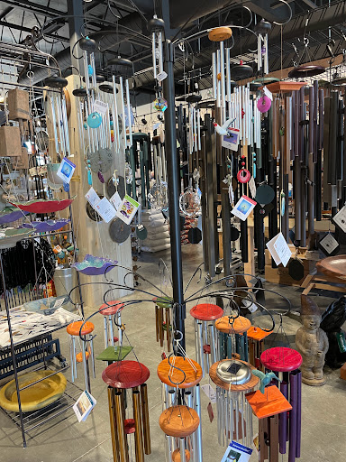 Backyard Bird Shop - Visual
