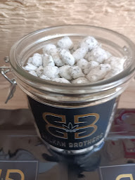 Photo n°18 de Balkan Brothers CBD à Cluses (Magasin de cannabis)