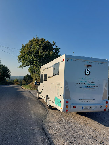 Van Van Go - Visual