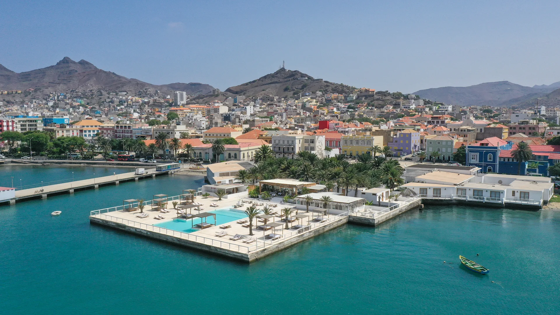MANSA MARINA HOTEL