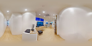 Photo n°4 de Boutique SFR Paris Vaugirard à Paris (Opérateur téléphonique)