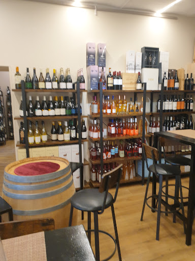 Vinoteca Taranto - Visual