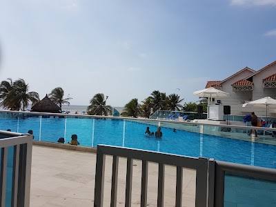 Photos of Ondademar Las Am&eacute;ricas