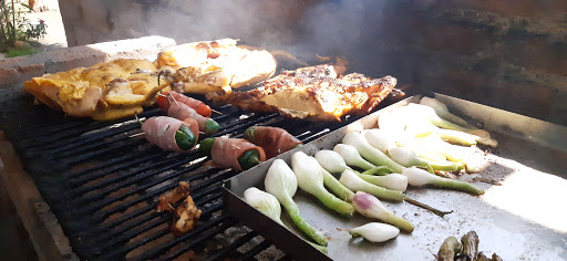 Pollos Asados " Moy "