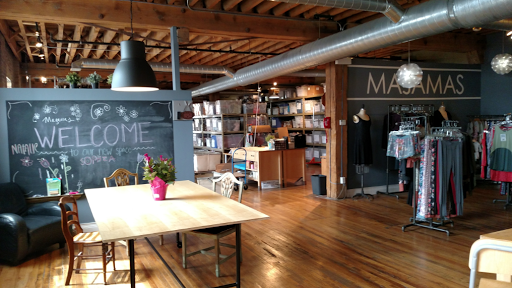 MAJAMAS EARTH Showroom