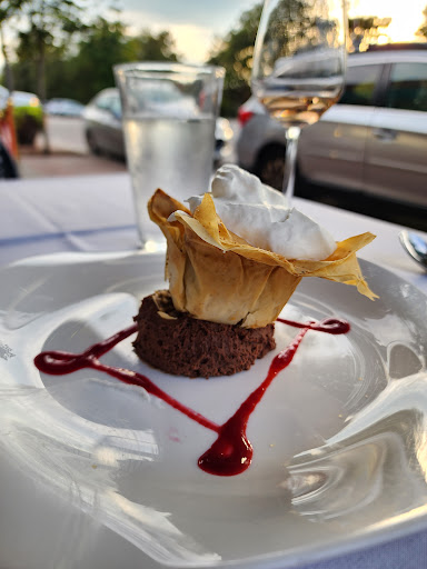 Chef Warren's Bistro - Thumbnail