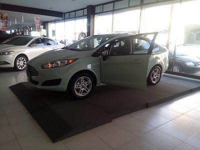 Photos of Ford Zapata