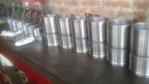 Taller Mecanico. Servicio Diesel Morales