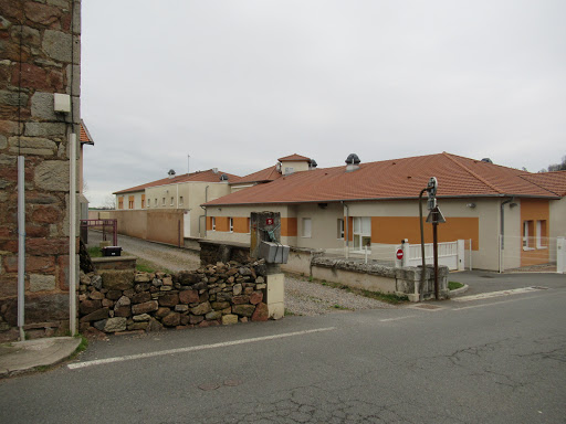 Photo de Maison de Retraite Les Floralies à Montagny (69700)