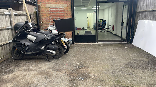 Metro Scoter Recovery & Mechanic Service - Thumbnail
