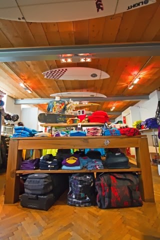 Hang Loose Snowboard-Surf-Kite Shop