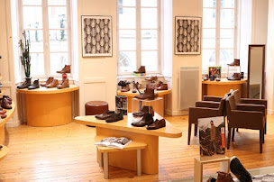 Photo n°23 de BESSEC MORLAIX à Morlaix (Cordonnier)