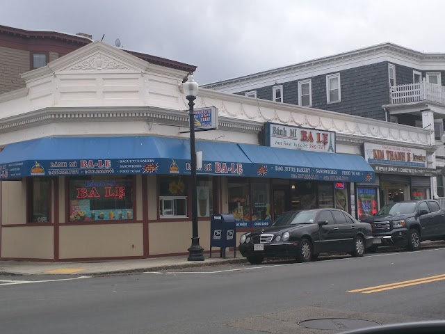 Ba Le Restaurant