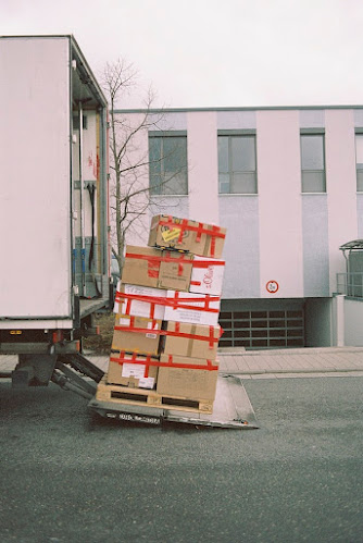 MAC Removals - Moving company
