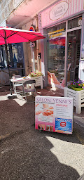 Photo n°17 de Salon Yenni´s à Nyons (Salon de manucure)
