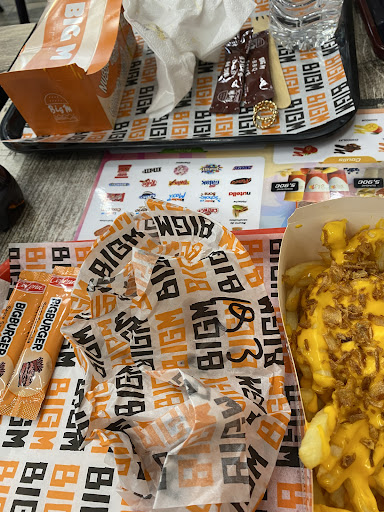 Photo 1 - Big M - Burger Saint Denis