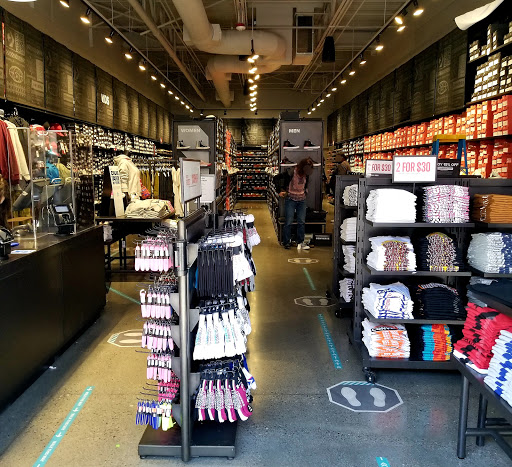 Converse Store - Visual
