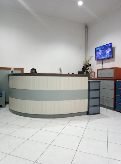 Photos of Dr. Taufik Boesoeri