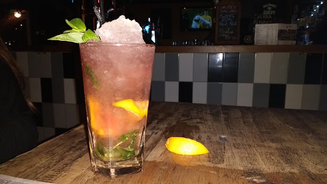 Slouch Bar Kitchen & Venue