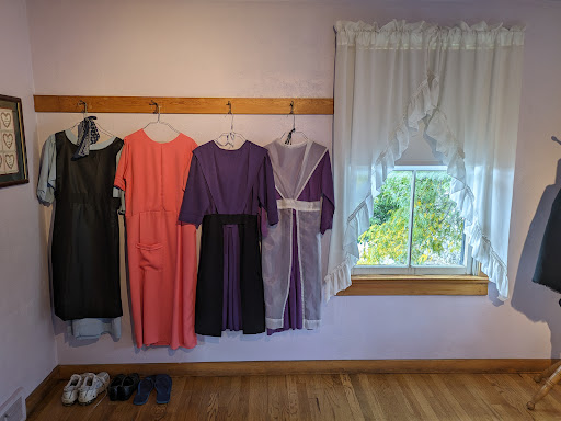 Amish Experience - Visual