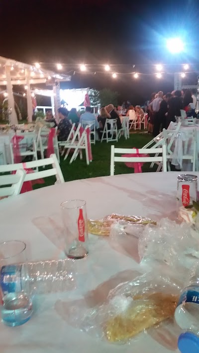 Photos of White Garden d&uuml;zce