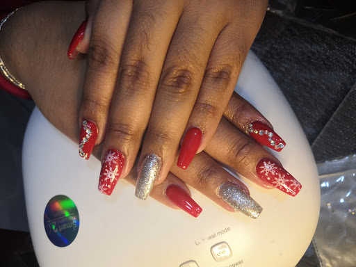 Janet Nails - Thumbnail