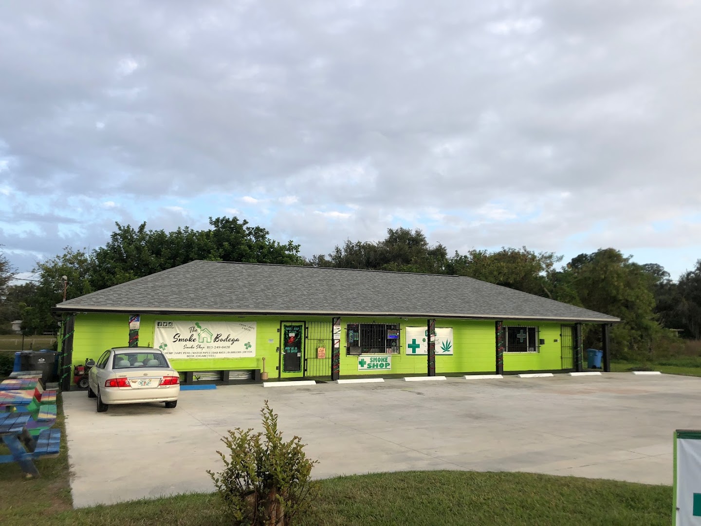 Smoke Bodega Cannabis Dispensary THC CBD Kava Bar photo 5