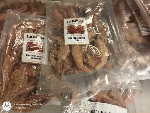 MOMA'S INTERNATIONAL MARKET & CUISINE Gallery - United States