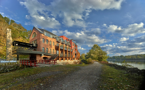 River House at Odette's by null