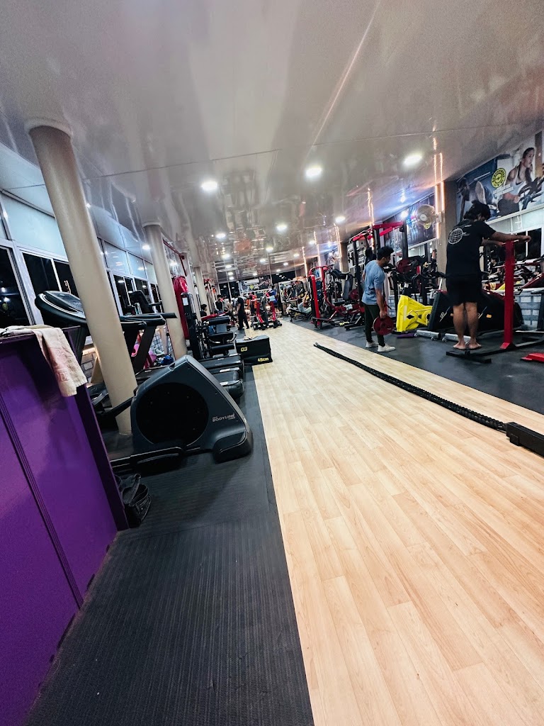 O2 Gym Unisex Fitness