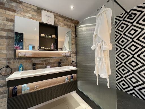 At Home | Kitchen & Bathroom Showroom | Cirencester - Thumbnail