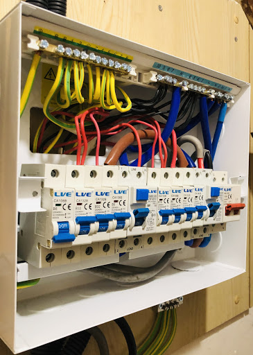 i Electrical and Testing - Visual