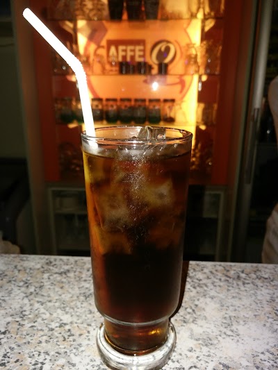 Photos of Caff&eacute; O