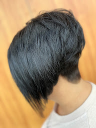 Photo n°10 de Neolook, Coiffeur mixte & Barbier à Voiron (Barbier)