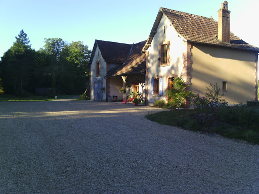 Photo de Gîte De La Maison Du garde à Chaumont-sur-Tharonne (41600)