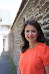 Photo n°10 de Docteur Dénia Rostane-Renouard - Chirurgien plasticien et esthétique à Saint-Grégoire (Chirurgien esthétique)