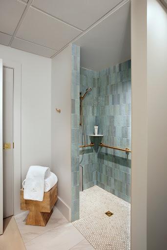 Spa Azure Downtown Charleston - Thumbnail