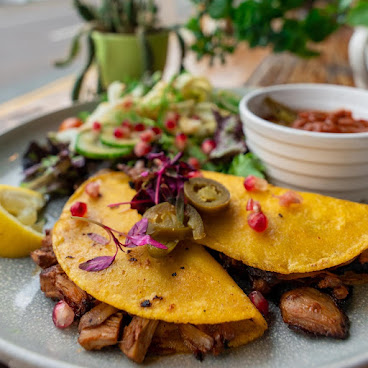 Mad Cucumber by null