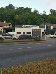 Photo n°1 de STYL' CARROSSERIE à Aix-les-Bains (Garage automobile)