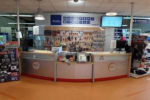Photo n°4 de Rexel Montelimar Nord à Montélimar (Magasin de matériel de plomberie)