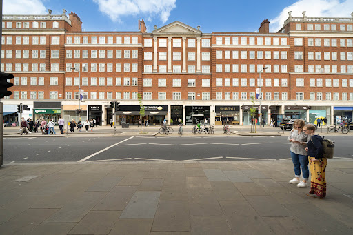 Trailfinders Kensington Gallery - United Kingdom