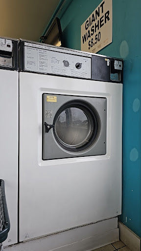 B street laundry - Thumbnail