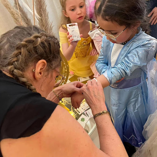Des anniversaires enfants inoubliables à Vichy et alentours

Organiser un anniversaire d’enfant peut vite d...