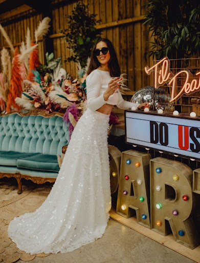 Threads Bridal - Visual