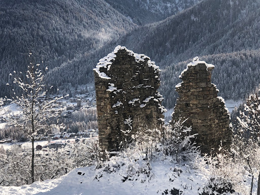 Torre di Strombiano datata intorno al 1300 e probabilmente collegata al sistema del Castello di Ossana