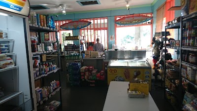 Kaimu Korner Country Store