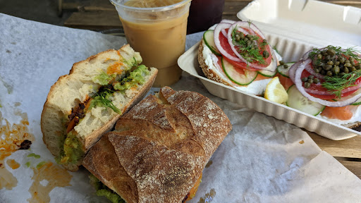 Leo's Bread - Visual
